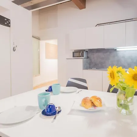 Apartamento Suite Leopoldo By Rentallcomo *